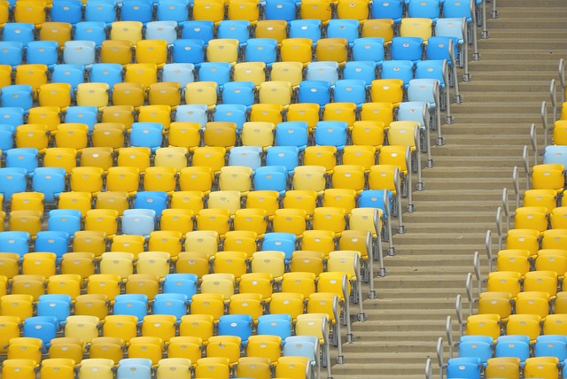 队在激烈的 队在激烈的